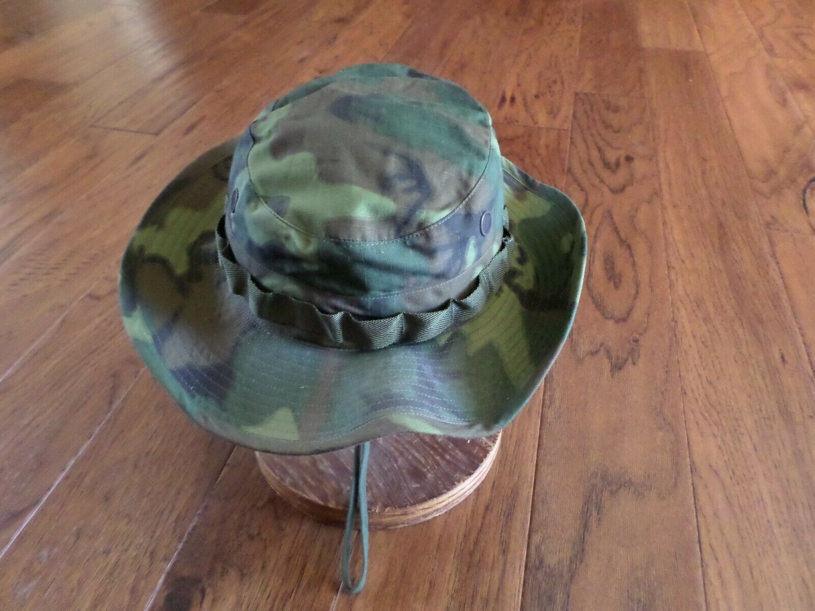 U.s Military Issue Vietnam Jungle Hat Camouflage Boonie Hat Date 1968 Size 6 7/8